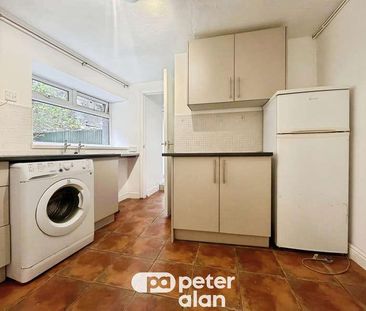 High Street, Llantrisant, Pontyclun, CF72 - Photo 6