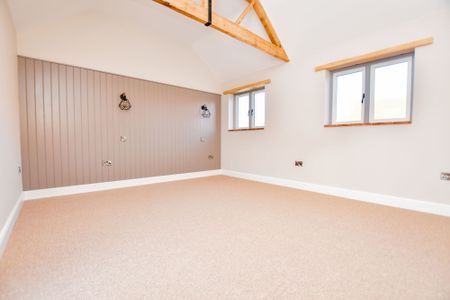 Melton Constable - Photo 4