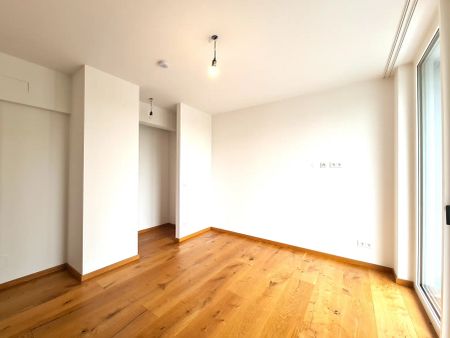 Traumhaftes 4-Zimmer Penthouse mit Terrasse! - Foto 2