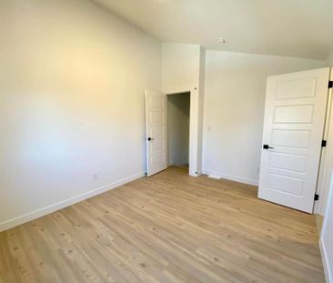 Edmonton Unfurnished townhouse Rental in Bonnie Doon - Brand New To... - Photo 3