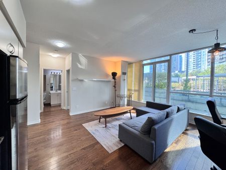 For Lease - 2230 Lake Shore Boulevard Unit# 210, Toronto, Ontario - Photo 2