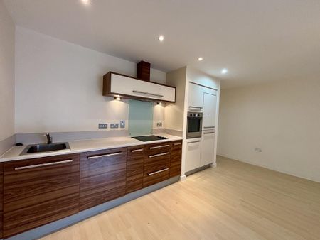 1 bedroom flat to rent - Photo 5