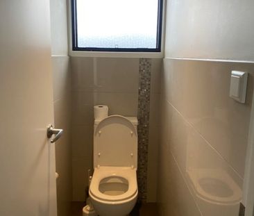 Botany Downs 3 bedroom double garage family home - Photo 4