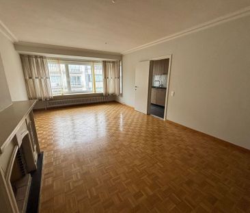 Ruim en lichtrijk appartement te huur op toplocatie in Oostende. - Photo 3