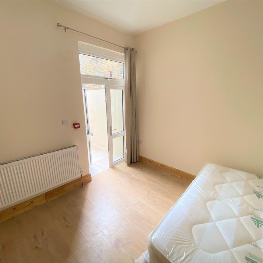 (Bills included) Shrewsbury Road, Forest Gate, E7 - Photo 1