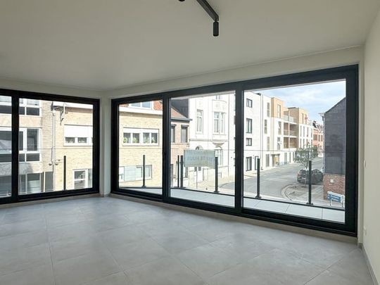 Appartement te huur - Photo 1
