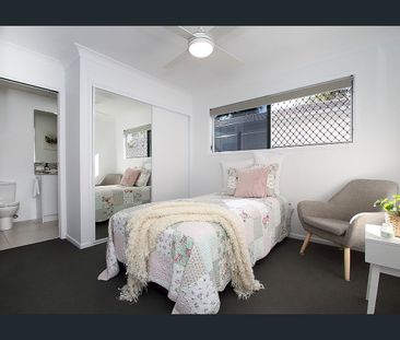 Cute on the outside, gorgeous on the inside - Photo 6