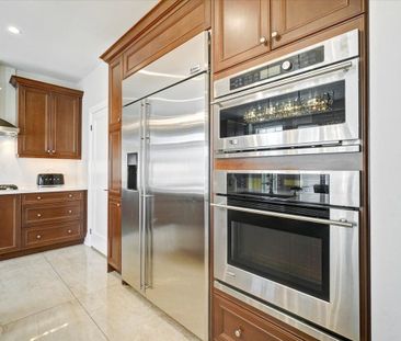 For Lease - 3298 Liptay Avenue, Oakville, Ontario - Photo 4