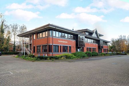 Catteshall Lane, Godalming, Surrey, GU7 - Photo 5