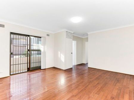 Renovated Two Bedroom Unit With Two Balconies, Internal Laundry, Lock Up Garage & Storage - Photo 2