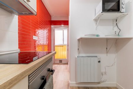 Exterior room on Calle Paseo de Moreras - Foto 5