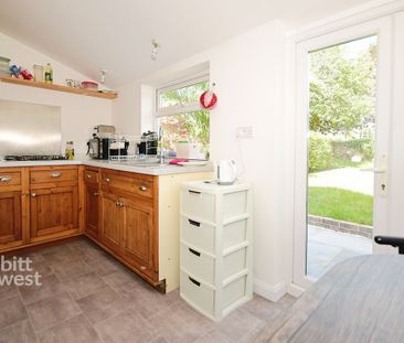 2 bedroom apartment to rent - Photo 4