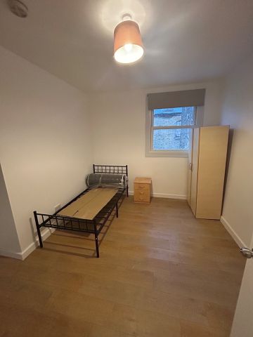 Studio Flat, Stoke Newington Road, N16 - Photo 2