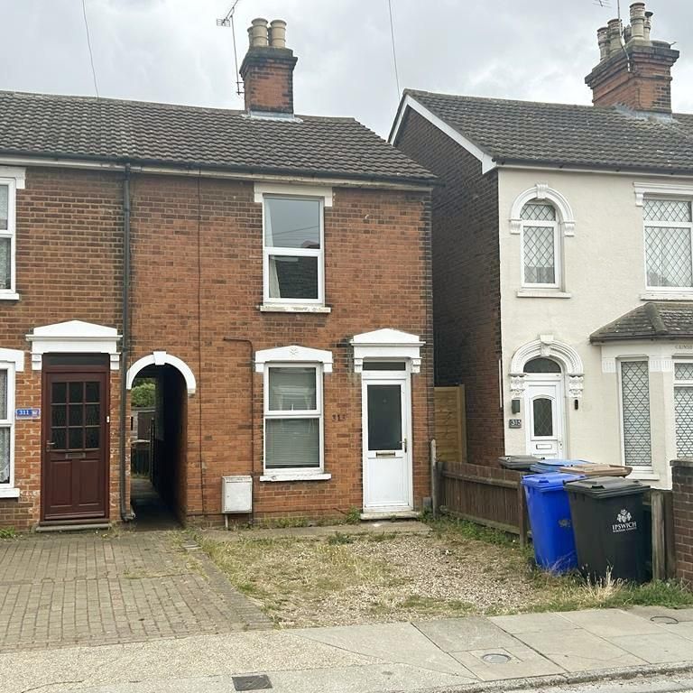 2 bedroom terraced house to rent - Photo 1