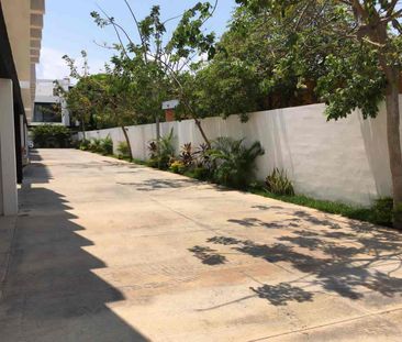 Townhouse dentro de privada en renta, a unos pasos de plaza La Isla. - Photo 4