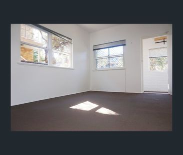 1/2 Searl Road, Cronulla, NSW 2230 - Photo 6
