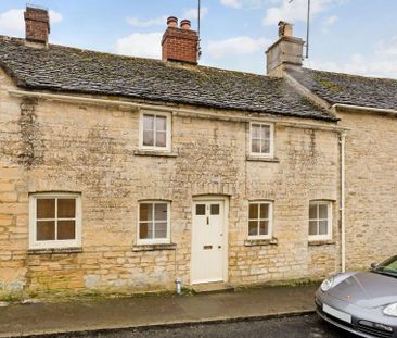 A two bedroom cottage in the Cotswold village of Coln St Aldwyns. - Photo 6