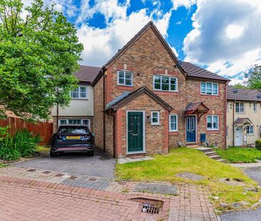 4 bedroom end of terrace house to rent - Photo 4