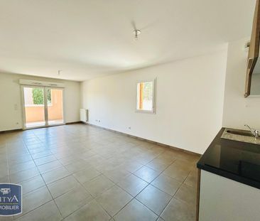 Location Appartement 3 pièces 64m² MARTIGUES 13500 - Photo 1