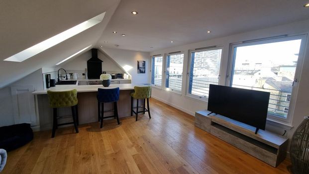 2 bedroom flat to rent - Photo 1