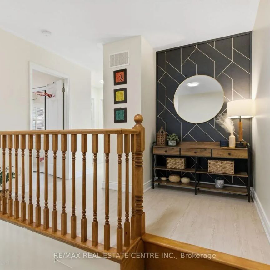 435 POZBOU CRESCENT - Photo 1