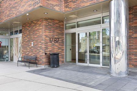 For Lease - 1787 St Clair Avenue Unit# 818, Toronto, Ontario - Photo 2