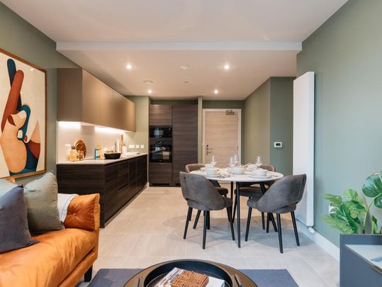 2 bedroom flat to rent - Photo 1