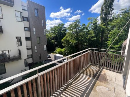 Location Appartement 4 pièces 103m² VIRY CHATILLON 91170 - Photo 4