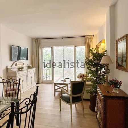 Alquiler de piso en Paseo Marítimo Rey de España - Photo 1