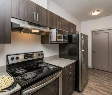 Pine Creek Manor — 2 bed 2 bath - Photo 6