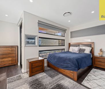 Luxury Family Living in Revesby Heights - $1,400 Per Week - Photo 5