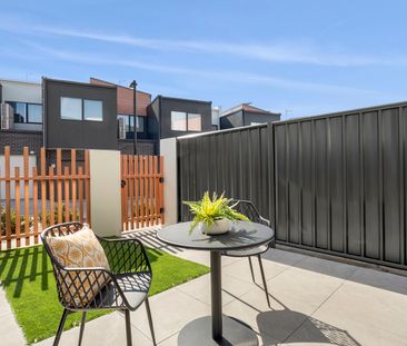 149 Sutherland Crescent, Taylor ACT 2913 - Townhouse For Rent | Domain - Photo 1