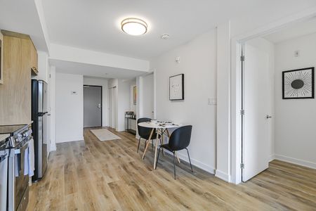 Premium Apartment Rentals - Photo 5