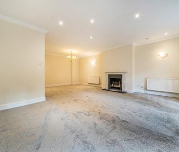 3 bedroom apartment to rent - Photo 4