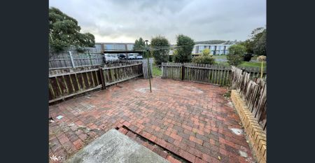 Charming 2-bedroom unit - 33/4 Clifford Court, Howrah TAS 7018 - Photo 4