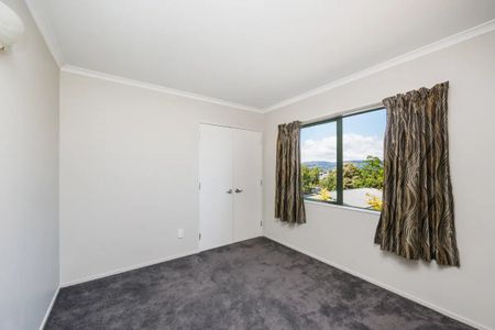 Kelvin Grove - 4 bedrooms - Photo 4