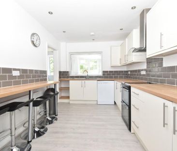 5 bedroom semi-detached house to rent - Photo 6