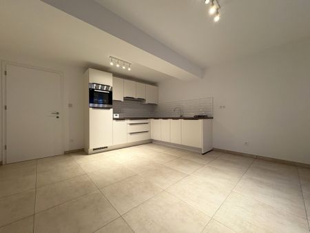 Klassevolle nieuwbouwwoning pal in centrum Brakel. - Photo 3