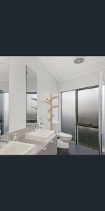 Modern 2-Bed, 2-Bath Home with Double Garage – South Wentworthville - Photo 3