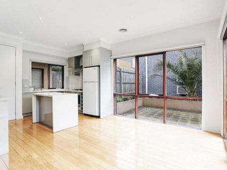 12/410 Waverley Road, Malvern East - Photo 5