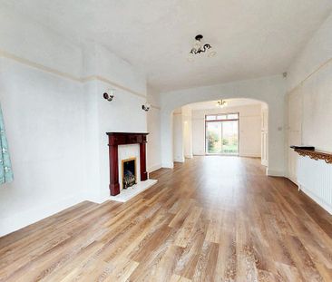 3 bedroom detached house to rent - Photo 3