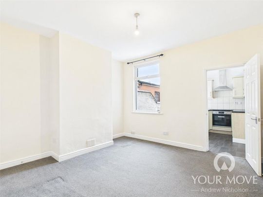 2 bedroom terraced house to rent - Photo 1