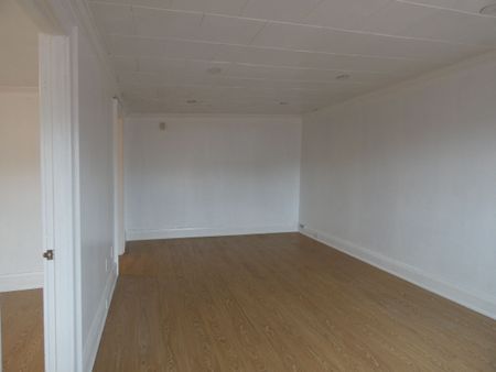 For Lease - 201 Main Street Unit# 6, Newmarket, Ontario - Photo 4