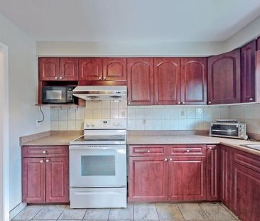 For Lease - 79 Dragoon Crescent, Toronto, Ontario - Photo 6