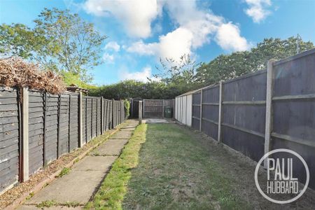 2 bedroom terraced house to rent - Photo 3