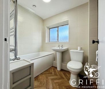 West Thorpe, Basildon, Essex, SS14 - Photo 6