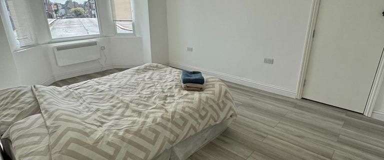 5 bedroom house of multiple occupation to rent - Photo 1