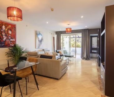 Middle Floor Apartment · Río Real - Photo 5