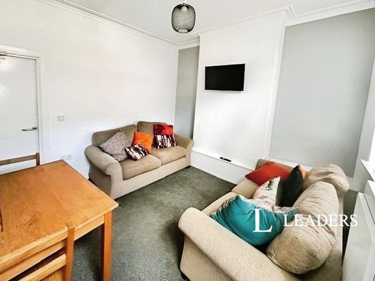 1 bedroom terraced to rent Egerton Street, Stoke-on-Trent, Staffordshire, ST1 - Photo 1