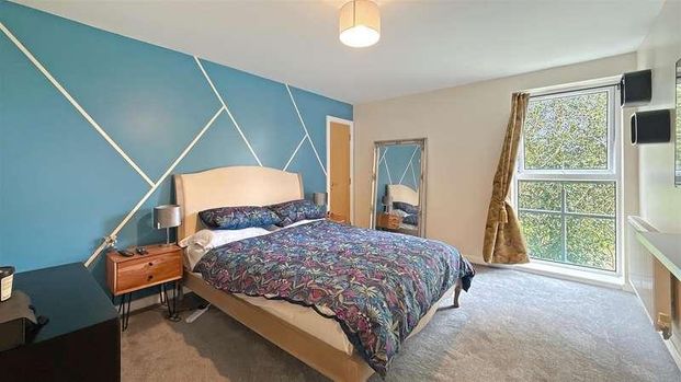 Palmerstones Court, Bolton, BL1 - Photo 1